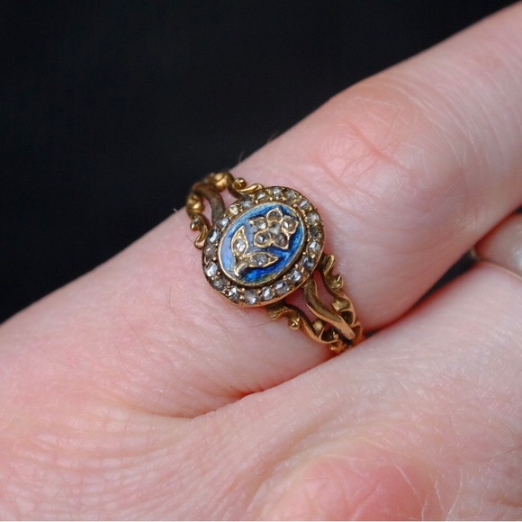 19th century 15k Gold Forget Me Not Diamond & Blue Enamel Ring - Picture 3 of 13